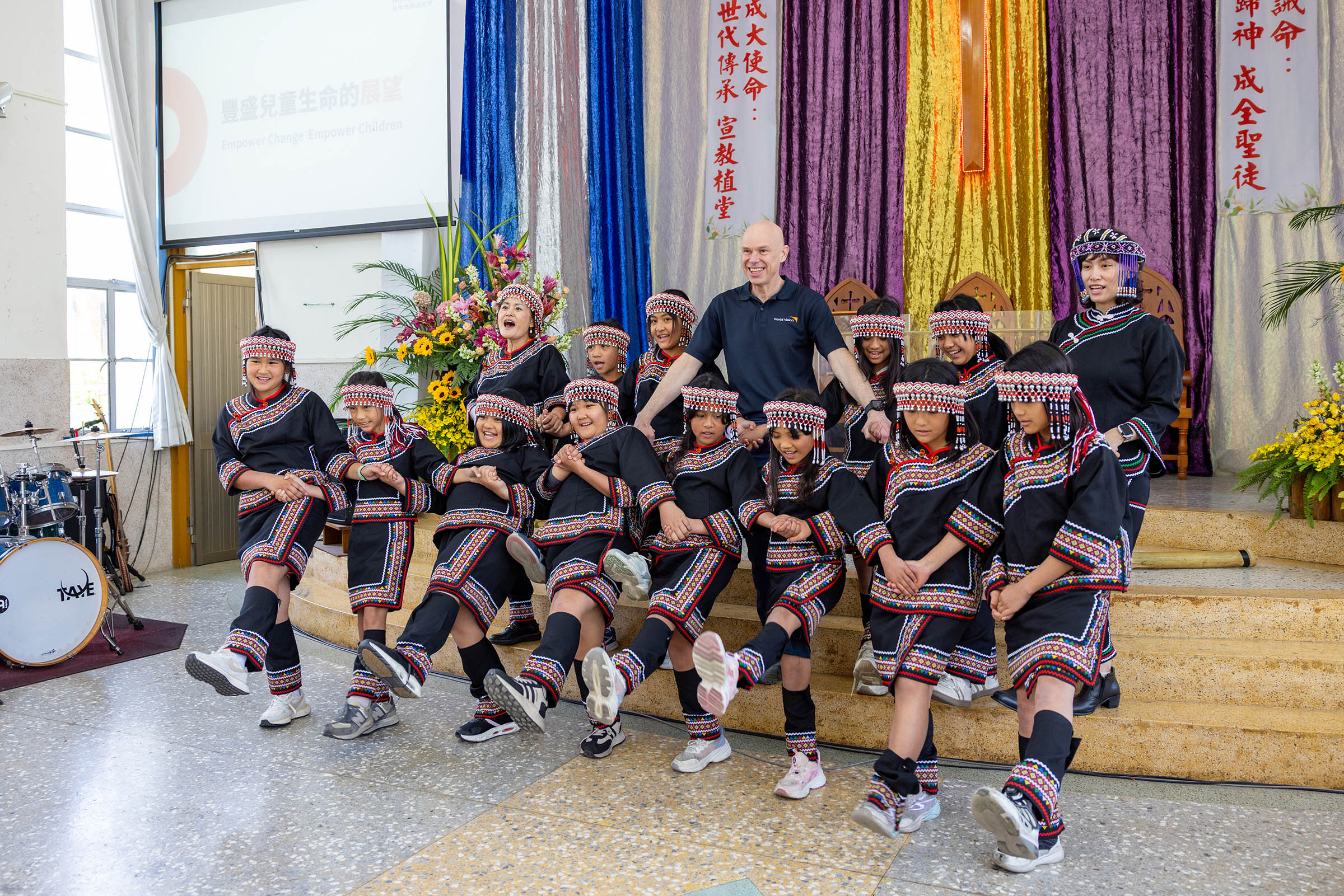 世界展望會國際總裁訪南投原鄉 聽見孩子的天籟與夢想 封面照片