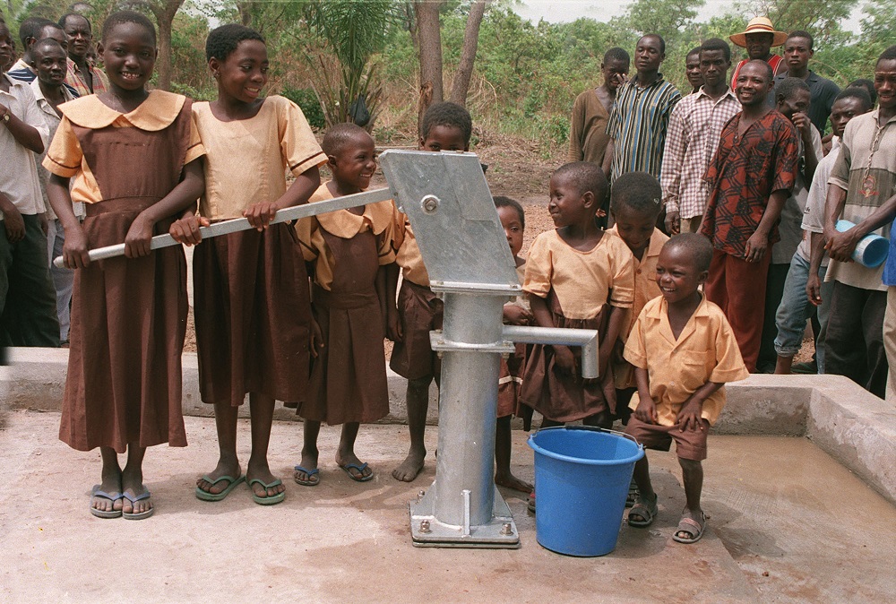 關懷議題 協力建造學校幫浦井供水系統 封面照片